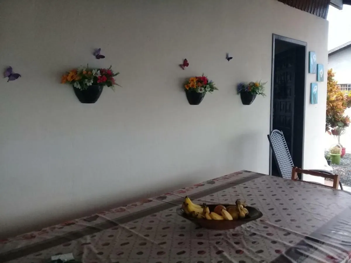 Hostel Cidade Das Flores 2 Joinville 0*,  Βραζιλία