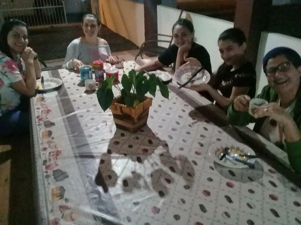 Δωμάτια σε οικογενειακή κατοικία Hostel Cidade Das Flores 2 Joinville